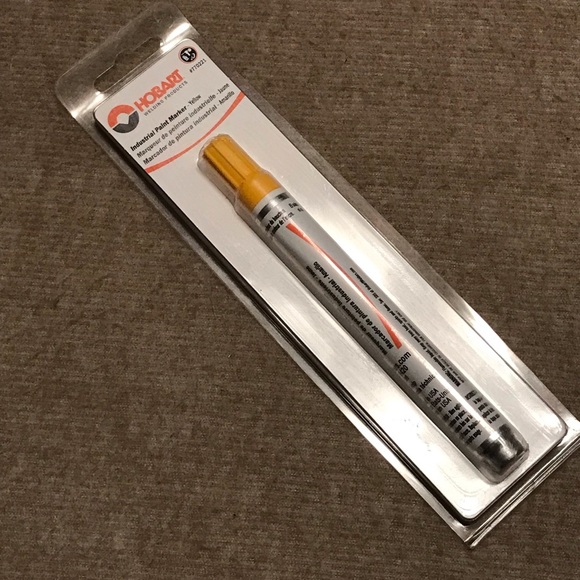 Hobart Welding Products Yellow Industrial Paint Marker Pen # 770221
Valve-action - Picture 4 of 7